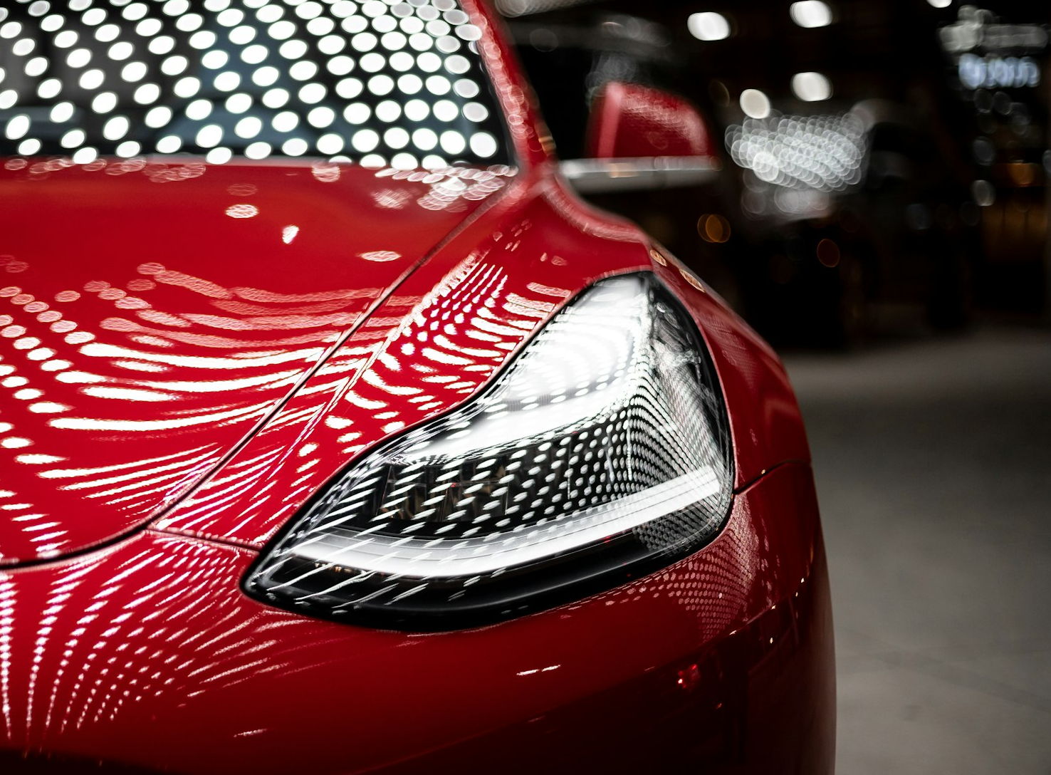 close-up photography of red car